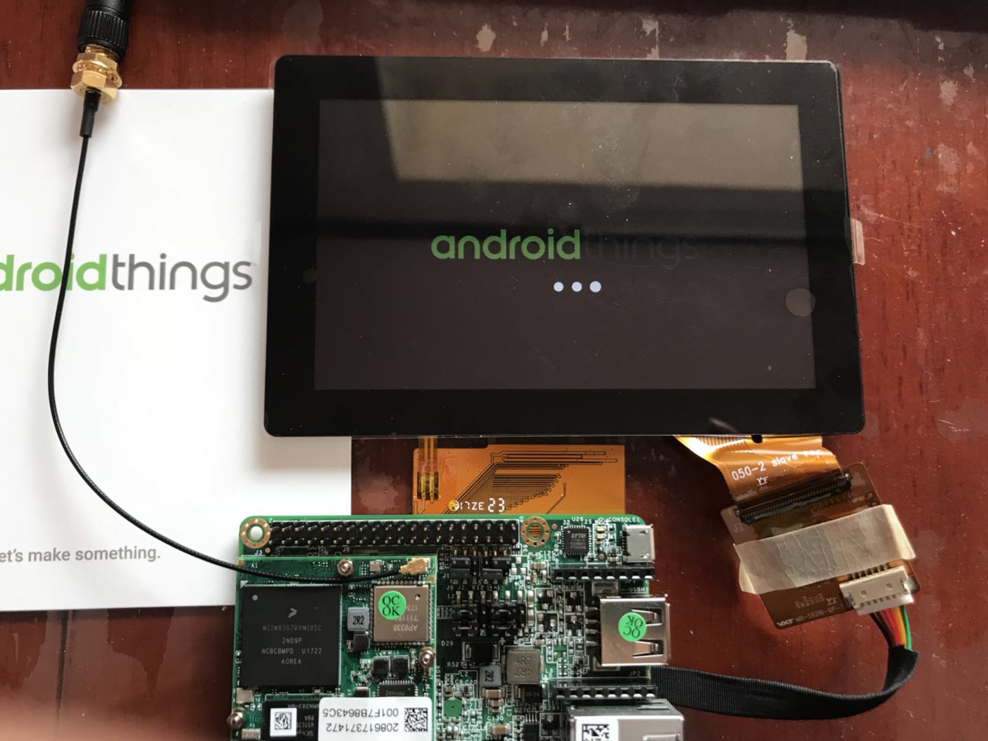 Android Things run1